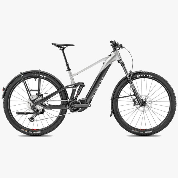 Bicicleta de trekking elétrica Moustache Trail 150.4 EQ 2025, preta/prata metálica mate.