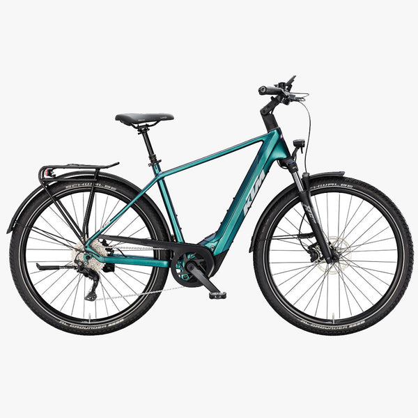 Bicicleta de trekking elétrica KTM Macina Gran 820 H verde e roxa com acabamento mate.